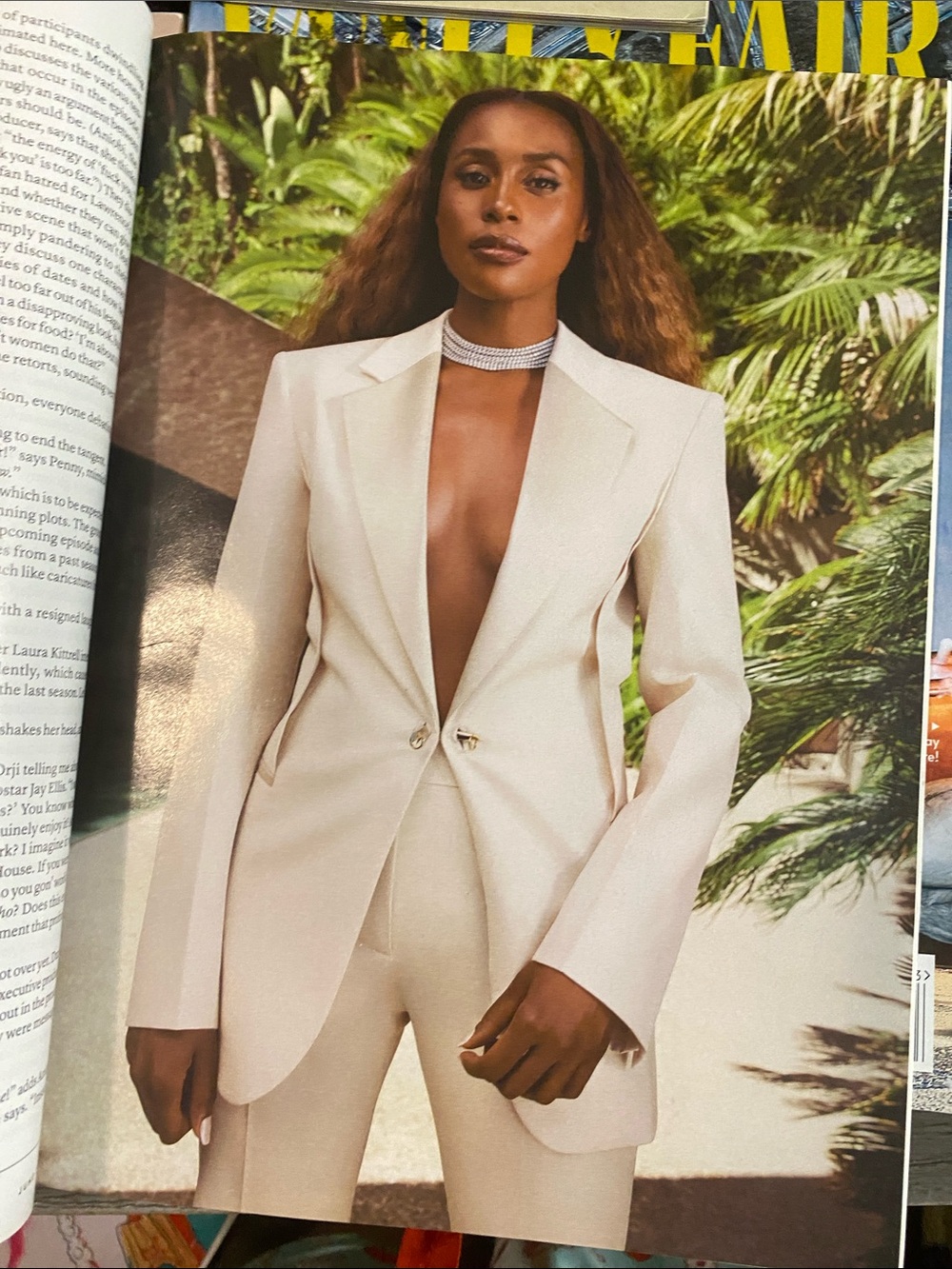 Magazine Bundle - Picture 8 of 10